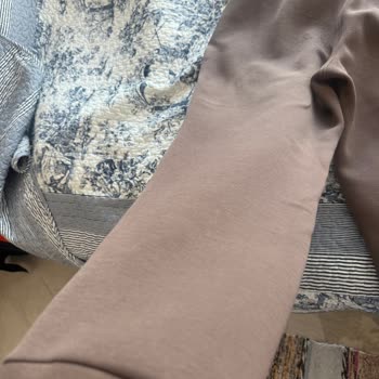 Lufian'dan Kısa Sürede Tüylenen Ve Solan Eşofman İçin Değişim Ve İade Talebi