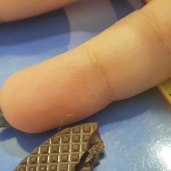 Yummies Çikolatadan Yabancı Cisim Çıktı