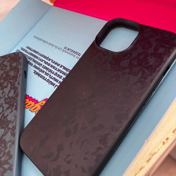 Kalitesiz Telefon Kılıfı Ve Cevapsız WhatsApp Desteği, İade Talebi