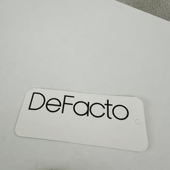 DeFacto Görselleriyle Satılan Sahte Giyim Ürünleri Ve Trendyol’da Şikayet Engeli