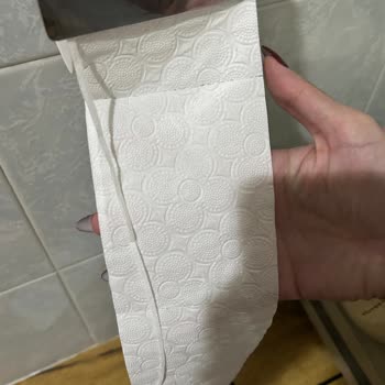 Migros Ankara Şubesinden Alınan Familia Tuvalet Kağıdında Kesim Sorunu Ve Hijyen Şikayeti