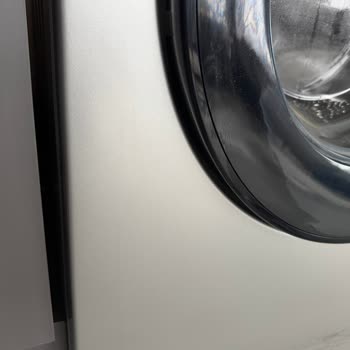 Vestel Çamaşır Makinesinin Ön Panelindeki Renk Açılması Garanti Kapsamında Değişim İsteği