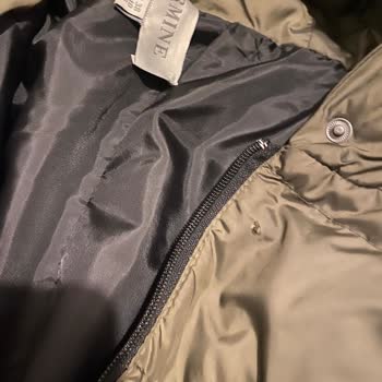 Montta Çıtçıt Kırılması Ve Kol Astarı Çıkmasıyla Ürün Kusuru, Müşteri Hizmetlerinden Yanıt Gelmemesi