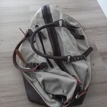 Yanlış Renk Valiz Gönderildi, İade Kodu Gelmedi