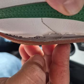 Puma Spor Ayakkabısının Sağ Tekinde 2,5 Aylık Kullanımda Taban Deriden Kopma Ve İade Talebi