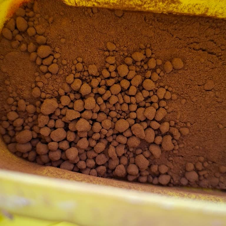 Migros Hemen'den Aldığım Nesquik Toz İçecekte Topak Ve Sertleşme Sorunu