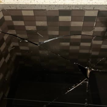 İki Defa Cam Patlaması: Üretim Hatası Ve Garanti Reddi