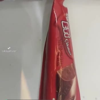Eti Sütlü Çikolata Bozuk Bir Şekilde Çıktı
