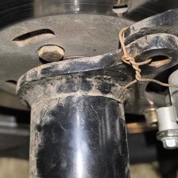 Fabrika Hatası: Fren Vidasi Düşüp Jant Çatladi, Garanti Kapsamında Onarım Talebi