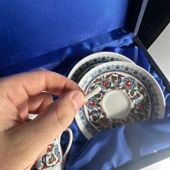 Eminevim’in Şikayet Çekme Teklifi, Kırık Hediye Ve İlgisiz Yanıtları