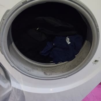 Siemens IQ300 Çamaşır Makinesinde Küflenme Ve Paslanma Garanti Kapsamı Reddi