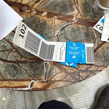 Bebek Arabası Kapı Teslimatı İhlali Ve Hijyen Sorunu Sonrası Kullanılamıyor