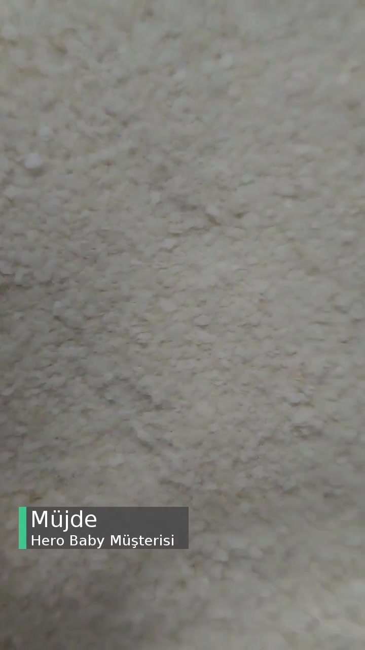 Hero Baby Kaşık Mamasından Çıkan! videonun kapak resmi