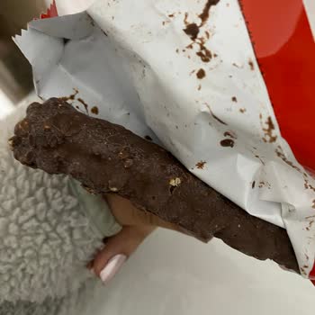 Ülker Çokonat Gofrette Beyaz Oluşumlar Tüketiciyi Endişelendirdi