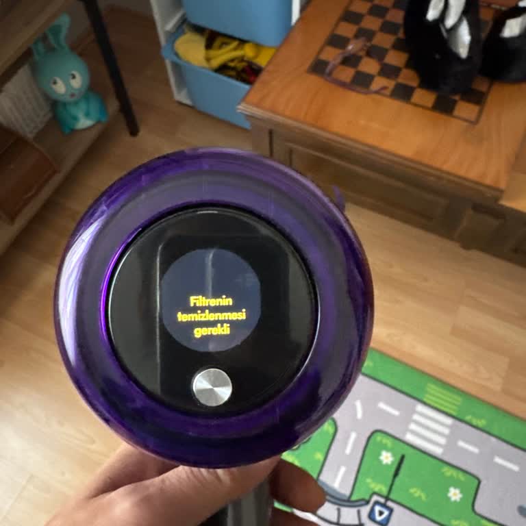 Yeni Filtre Takmasına Rağmen Dyson V15 Süpürge Filtre Temizleme Uyarısı Vermeye Devam Ediyor