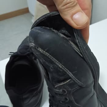 Garanti Sürecinde Üretim Hatası Olan Ayakkabının Değişim Reddi