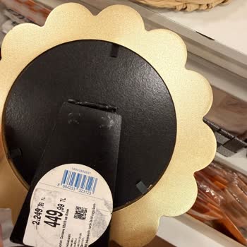 English Home Mağazasındaki Saygısız Tutum Ve Çerçeve Değişim Reddi