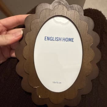 English Home Mağazasındaki Saygısız Tutum Ve Çerçeve Değişim Reddi