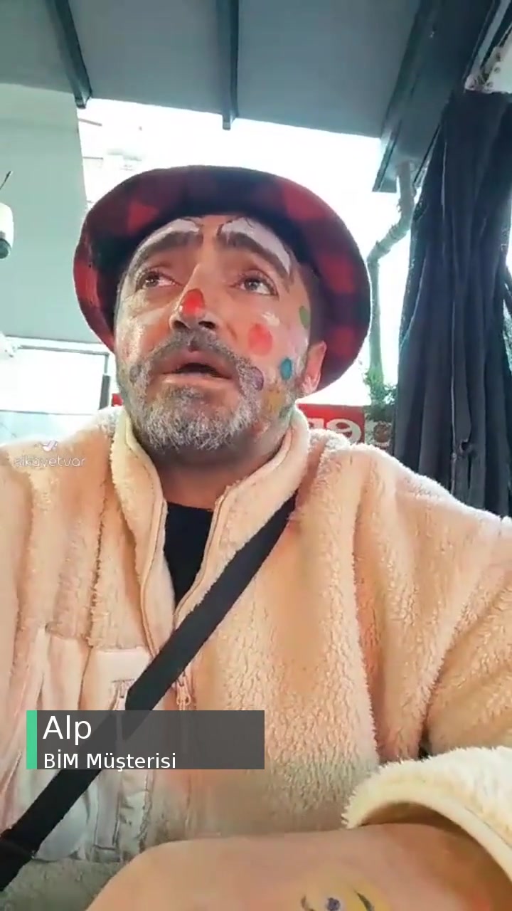 BİM'in Müdürü İnsanları Kovuyor! videonun kapak resmi