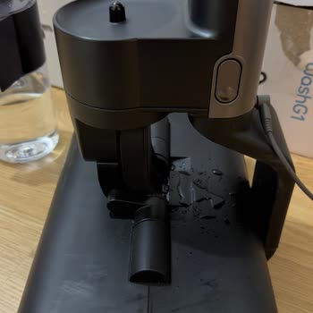 Dyson’da Su Sızdırması Ve Çizikli Servis Dönüşü!