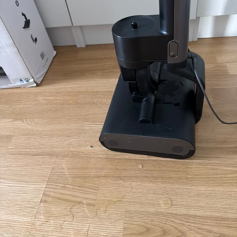 Dyson’da Su Sızdırması Ve Çizikli Servis Dönüşü!