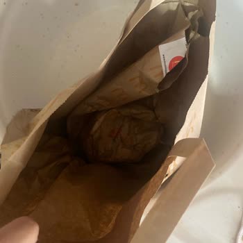 Patlayan İçecekler Nedeniyle Mahvolan Sipariş Ve Çözüm Bulunamayan Destek