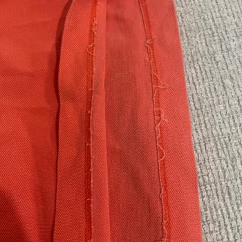 Beymen Club Polo Tişörtünde Renk Solması Ve Dikiş Bozukluğu