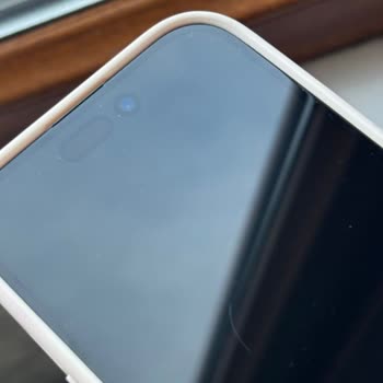 İPhone 15 Şebeke Sorunu Ve Servis Çizikleriyle Değer Kaybı