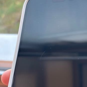 İPhone 15 Şebeke Sorunu Ve Servis Çizikleriyle Değer Kaybı