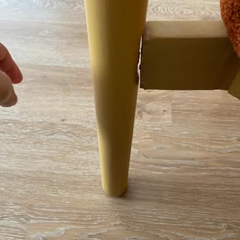 Vivense'den Kırık Sandalye, Değişim Talebi Gözardı Edildi