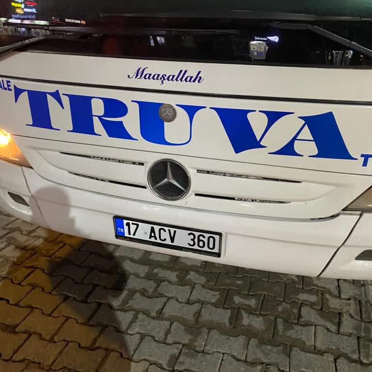 Truva Turizm Şoförünün Keyfi Bagaj Ücreti Ve Fiş Talebi
