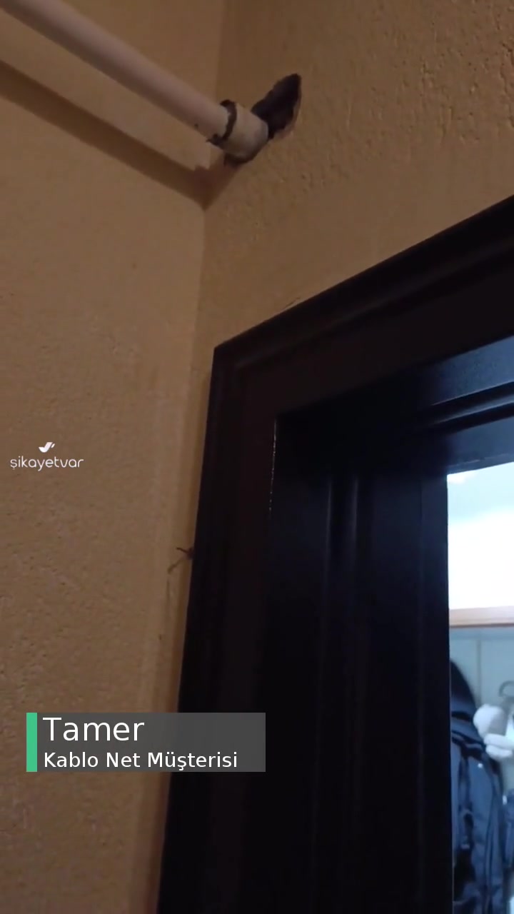 Kablo Net Kurulum Ekibi Evime Zarar Verdi! videonun kapak resmi