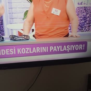 Garanti Süresi Dolmuş Televizyonda Tekrarlayan Çizgi Sorunu Ve Ücretsiz Değişim Talebi