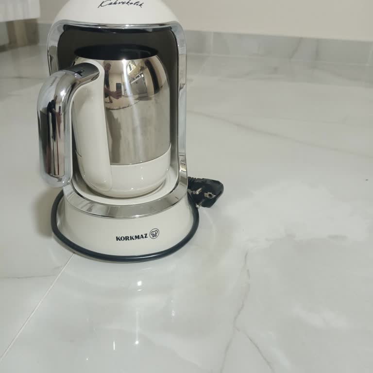 Korkmaz Kahve Makinesi Sürekli Şalter Atıyor, Garanti Kapsamında İade Talebi