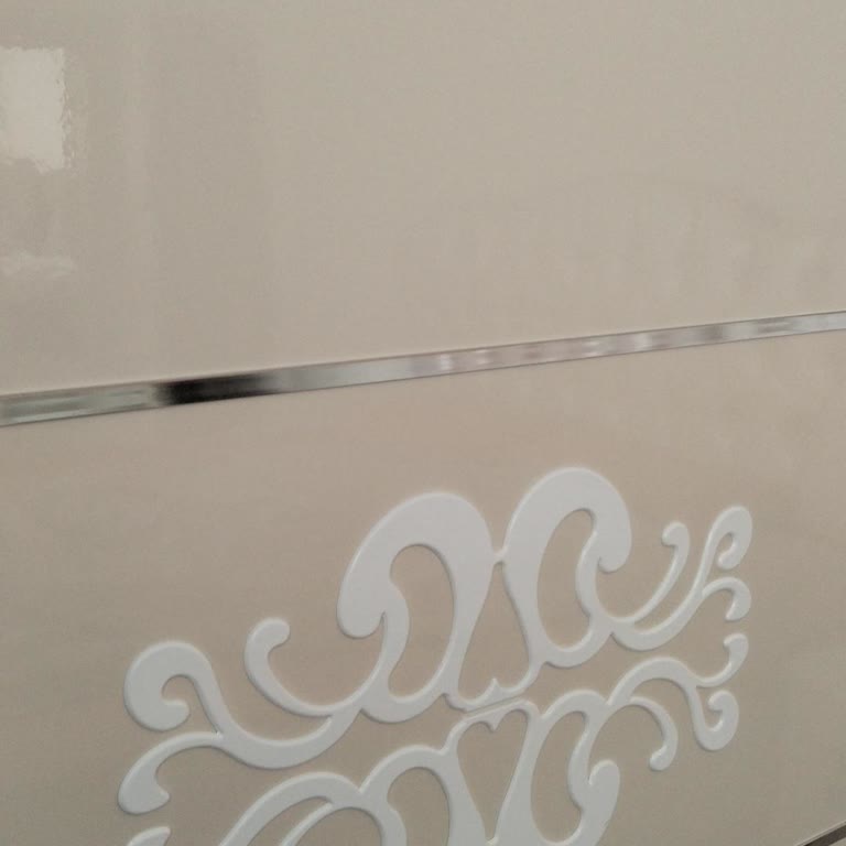 İstikbal Lake Yatak Odası Takımında On Yıllık Sararma Ve Ücretsiz Onarım Talebi