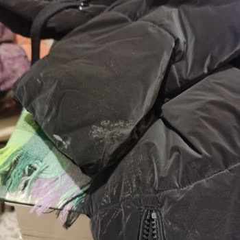 Mavi Kapüşonlu Cekette Hızlı Renk Solması Ve Mağazadan Çözüm Yok