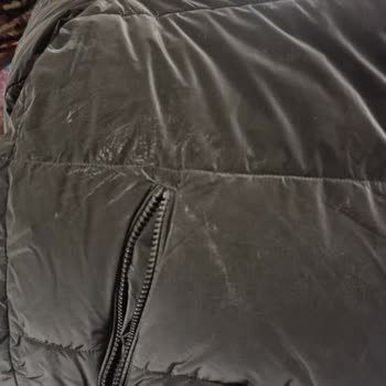 Mavi Kapüşonlu Cekette Hızlı Renk Solması Ve Mağazadan Çözüm Yok