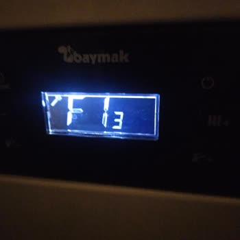 Ek