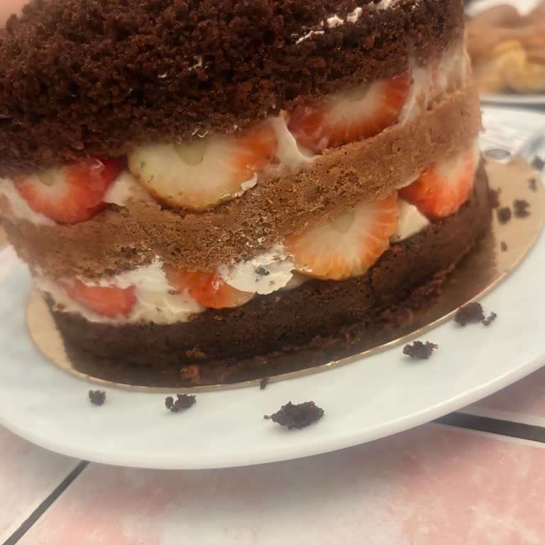 Manolya Pastaneleri Kısıklı'da Hijyen Sorunu Ve Sert Tutum