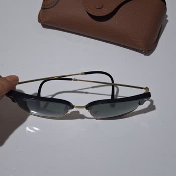 Ray Ban Gözlüğünün Düşmesi Ve Police Çerçevesindeki Çatlak İçin Ücretsiz Onarım Ve Değişim Talebi