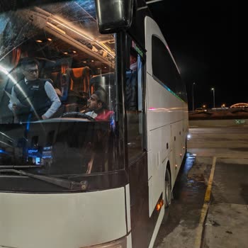 Kalitesiz Otobüs, Gecikme Ve Personel İlgisizliği