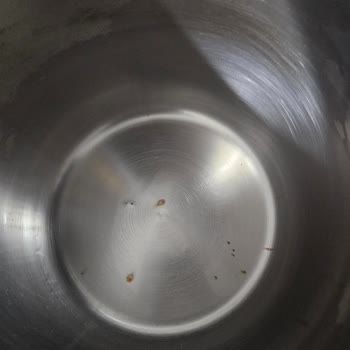 Karaca Züccaciye Çelik Çaydanlığımın İçi Pas Tuttu