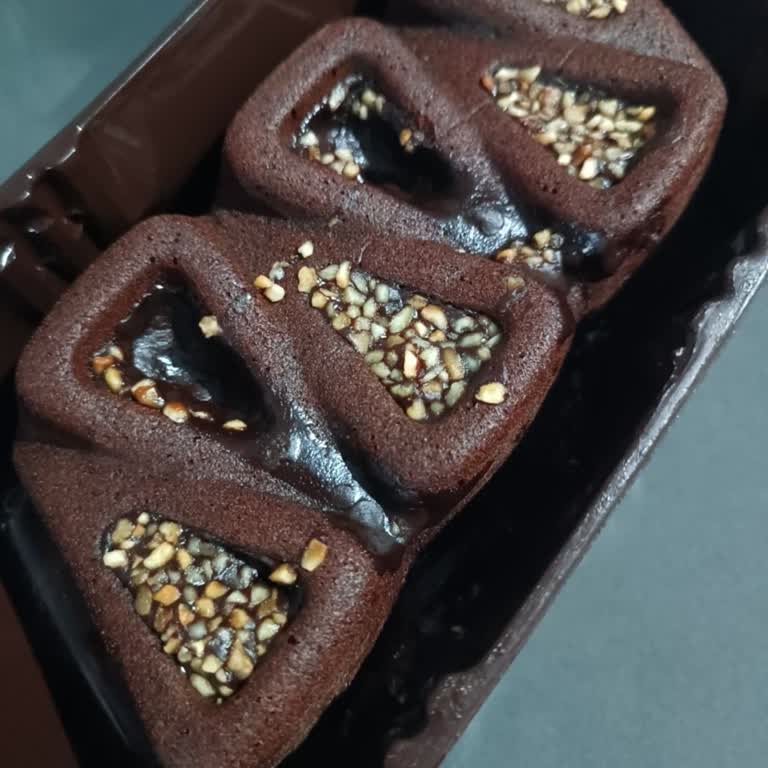 Eti Pay Kek’te Sosun Akması Ve Çözüm Sunulmayan Müşteri Mağduriyeti