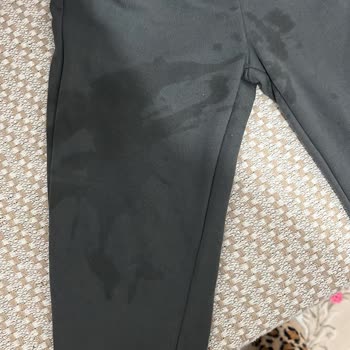 Bebek Kusması Sonrası LCW Eşofman Altının Hasar Ve Lekelerle Kullanılamaz Hale Gelmesi