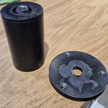 Garanti Süresi Dışında Kırılan Döner Berjer Ve Yetersiz Servis