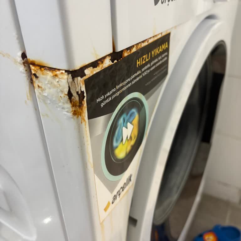 Arçelik Çamaşır Makinesinin Su Çekme Haznesindeki Paslanma Nedeniyle Ürün Değişimi Talebi