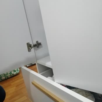 Garantili Gardırop Servisi Gelmedi, Haksız Ücret Talep Edildi