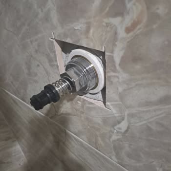 Teska Tuvalet Sifonunun Sürekli Su Kaçırması Ve Yedek Parça Bulamama Sorunu