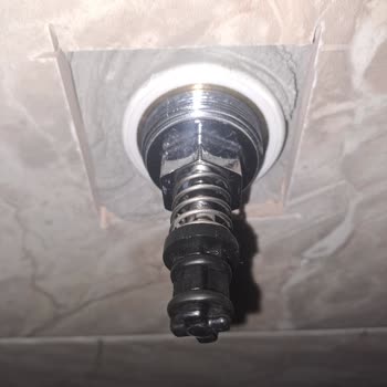 Teska Tuvalet Sifonunun Sürekli Su Kaçırması Ve Yedek Parça Bulamama Sorunu