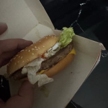 Ödenen Double Quarter Pounder Ücreti Geri İadesi Ve Özür Talebi
